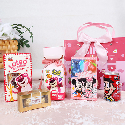 Cartoon Strawberry Bear Bebé Niños Conjunto de recuerdos personalizados con su logotipo