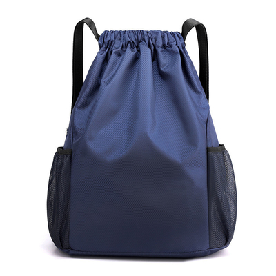 Mochila de cuerda de tira personalizada de la empresa ideal para actividades de graduación y fitness