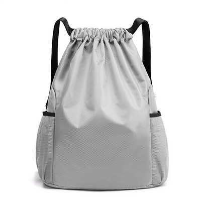 Mochila de cuerda de tira personalizada de la empresa ideal para actividades de graduación y fitness