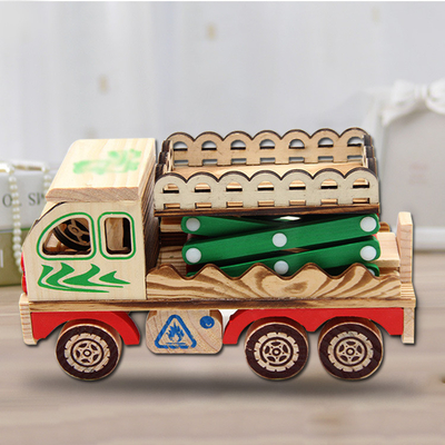 Modelo de coche de aletas de madera ideal para decoración del hogar y ocasión de Acción de Gracias