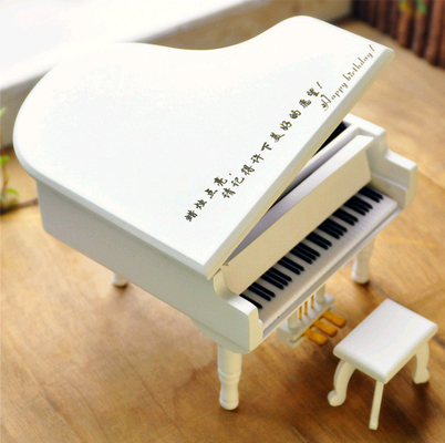 Caja de música para piano de madera impresa con pantalla de seda Ideal para favores de boda Regalos de fiesta nupcial