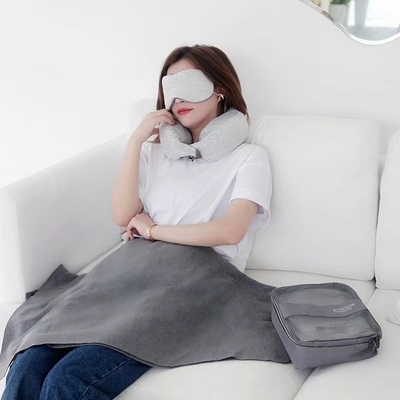 Conjunto de cuatro piezas gratis para mujeres Edición del año 2024 Mascarilla para ojos para dormir Conjunto de envoltura para cabeza