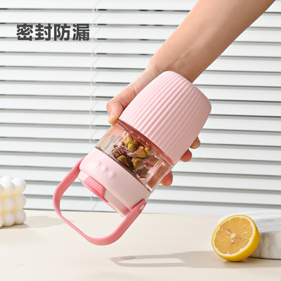 Mejora tus suministros de oficina con esta taza de succión magnética perfecta