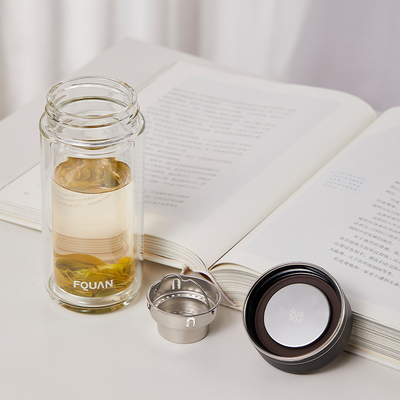 Copo de vidrio de doble capa de alto borosilicato práctico con partición de té e impresión UV