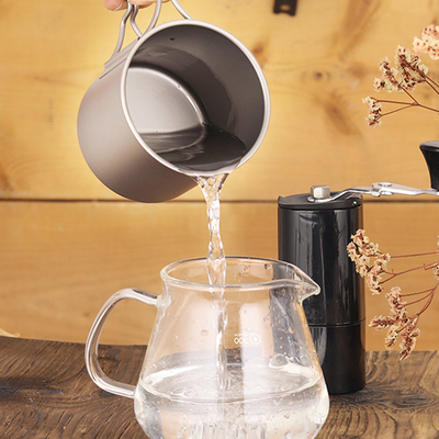 Taza de titanio portátil de 350 ml para acampar y actividades al aire libre