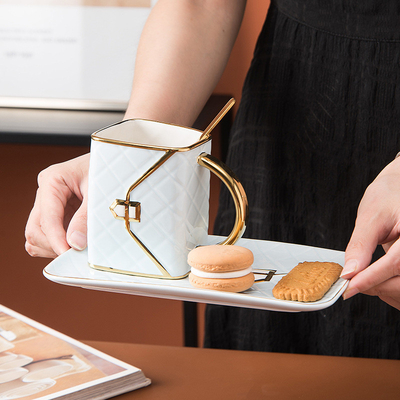Bolso Lingge Cerámica Taza y Plato Conjunto Dorado Pintado Taza de Café Personalizable Regalo Único