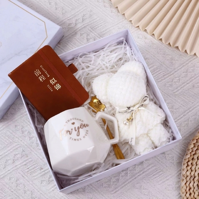 Hoteles y Resorts Taza de aislamiento práctico Tesoro de mano caliente Productos de oficina para el año