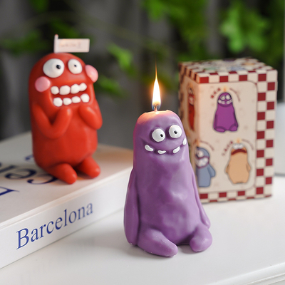 Hotel y resort objetivo de usuario final hombre de arcilla de monstruo vela para regalo de fragancia año divertido