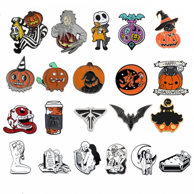 Animación de dibujos animados personalizados Metal Lapel Pin Badge con colección de esmalte suave y duro