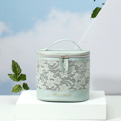 Presentación elegante Conjunto de regalos Bolsa de aseo de gran capacidad con cilindro de flores oculto