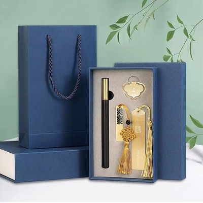 Relaciones con los alumnos y reuniones de clase Caja de regalos culturales clásicos con pluma de madera