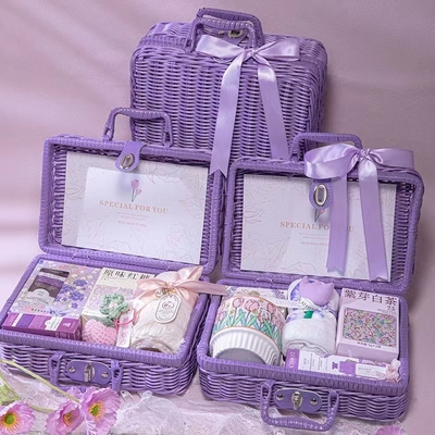 Cesta de picnic púrpura portátil ideal para actividades y regalos de cumpleaños para mujeres