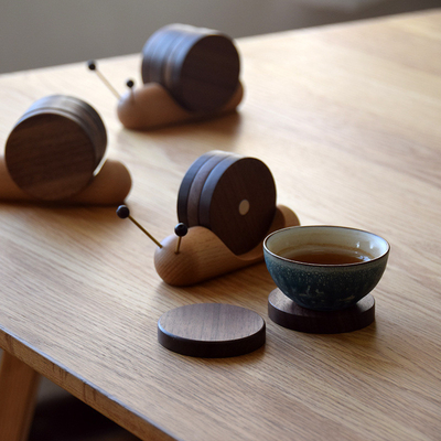 Cushión de taza de caracol de nuez negra de dibujos animados Cushión de té de madera para aislamiento y decoración