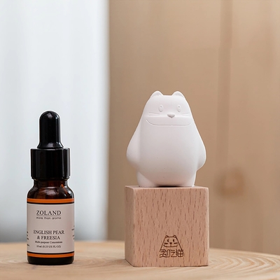Polvo de Perfumes para Gatos codiciosos Asiento pequeño Canglan Aceite esencial Regalo de negocios para el presente