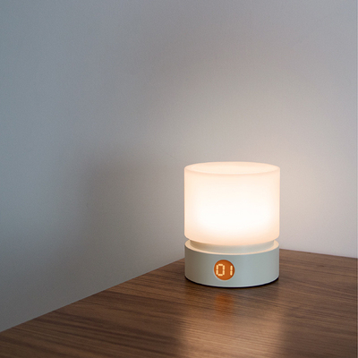 Lámpara de mesa LED sin paso HBK Luz cilíndrica USB Luz nocturna para la ocasión del año
