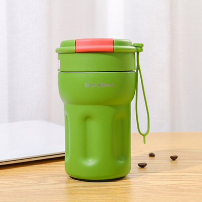 Hoteles y resorts deben tener taza de café aislada portátil con doble paja de beber