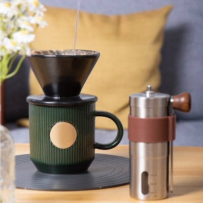Caja portátil de regalo de negocios con molino de frijoles taza de filtro cerámico y taza de café de cerámica