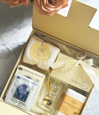 Conjunto de regalos personalizados para bodas Toallas, jabón, taza de agua, té oolong y una caja de caramelos creativa