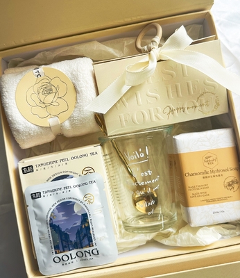 Conjunto de regalos personalizados para bodas Toallas, jabón, taza de agua, té oolong y una caja de caramelos creativa