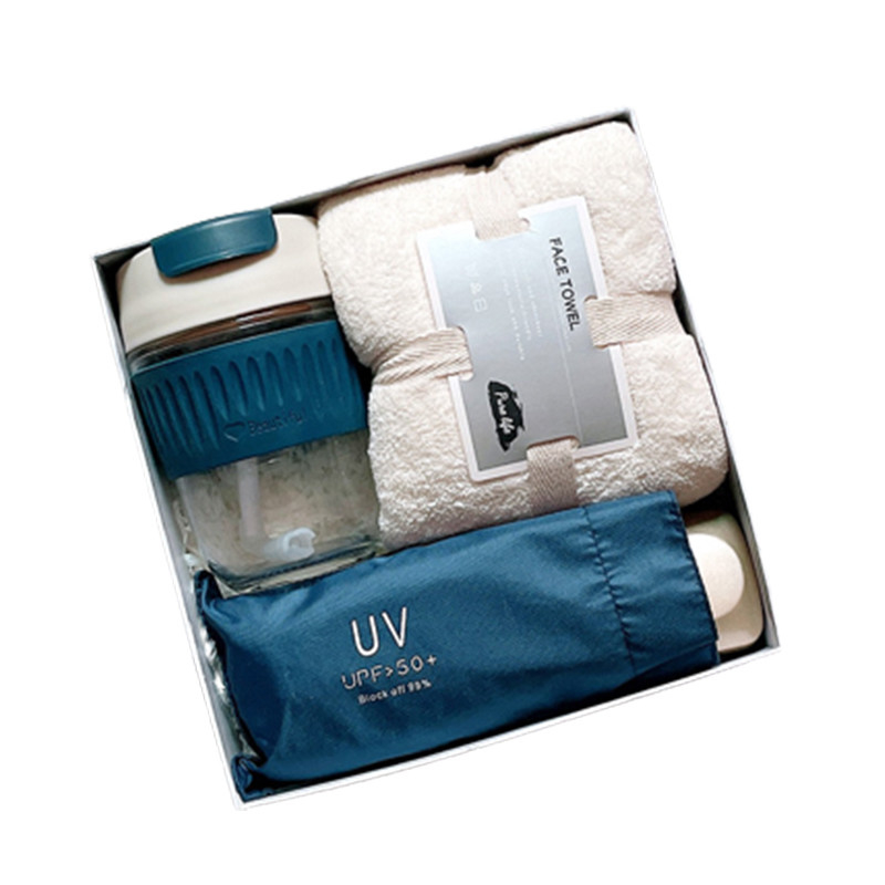 Conjunto de regalo impresa con pantalla de seda copa de agua de vidrio sombrilla de caucho negro toalla de peluche de coral