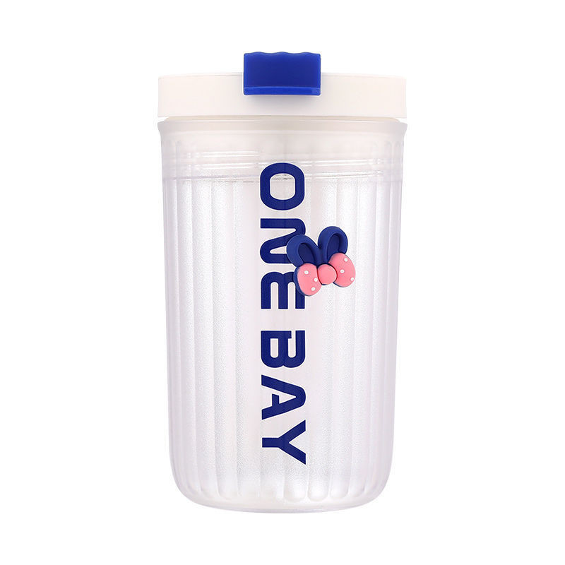 500 ml Taza de café portátil de alta estética con tabique para té Taza de plástico para productos de oficina