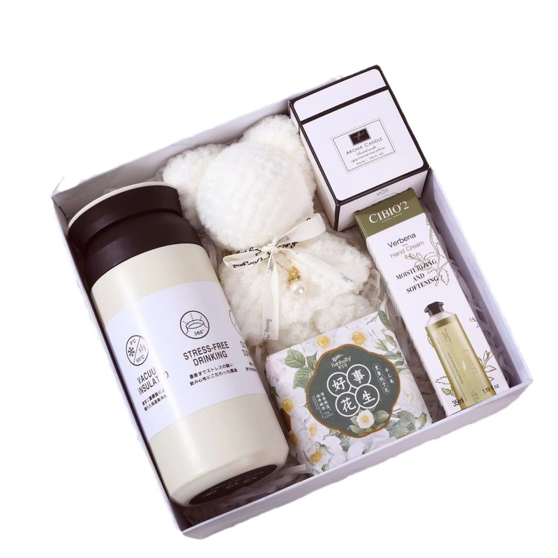Impresión a color Taza aislada para negocios Conjunto de regalos Productos de oficina Calentamiento de manos
