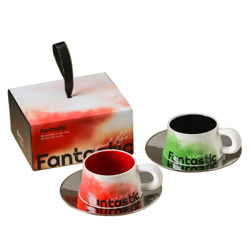 Capacidad Taza de agua Taza de arte Latte grande en la serie Fantesi para regalos de negocios personalizados