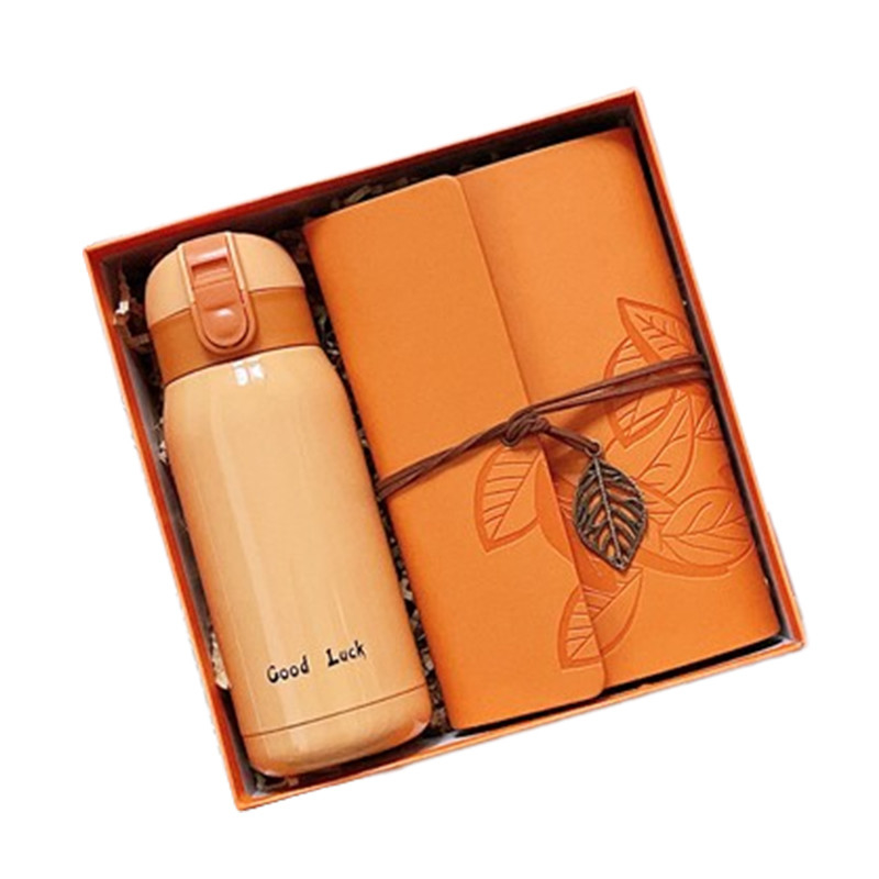 Color naranja personalizado Regalo de entrada a la moda con mano Copa caliente Cuaderno Buena suerte colgante