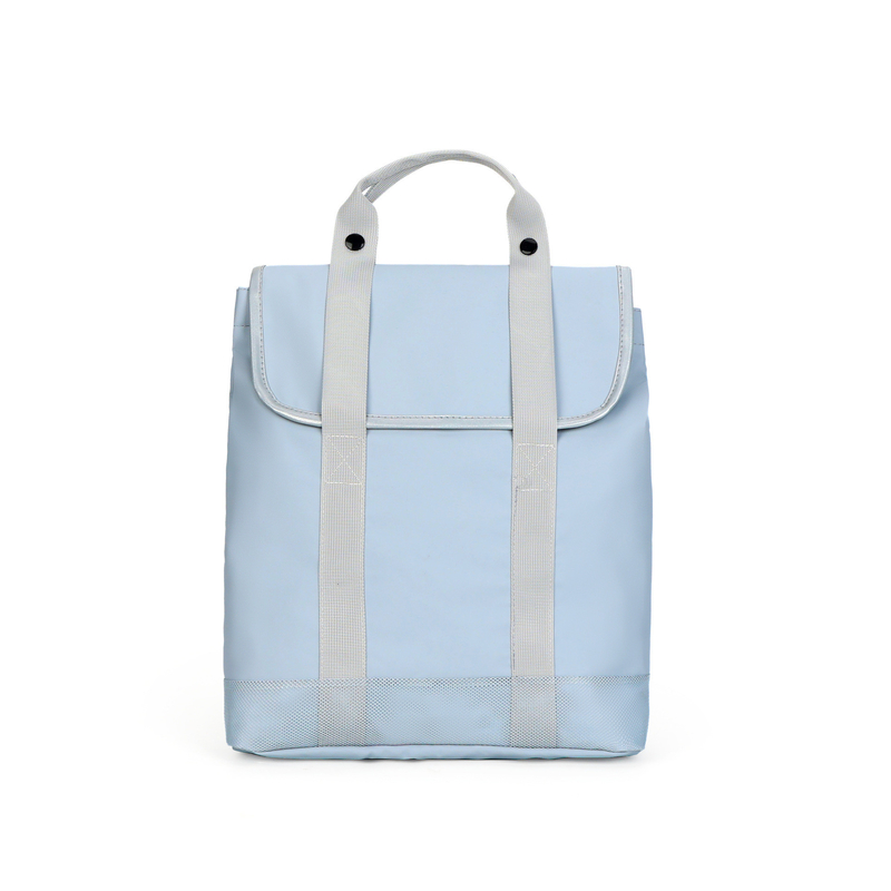 La agencia de viajes debe tener una mochila colorida con gran capacidad y diseño minimalista